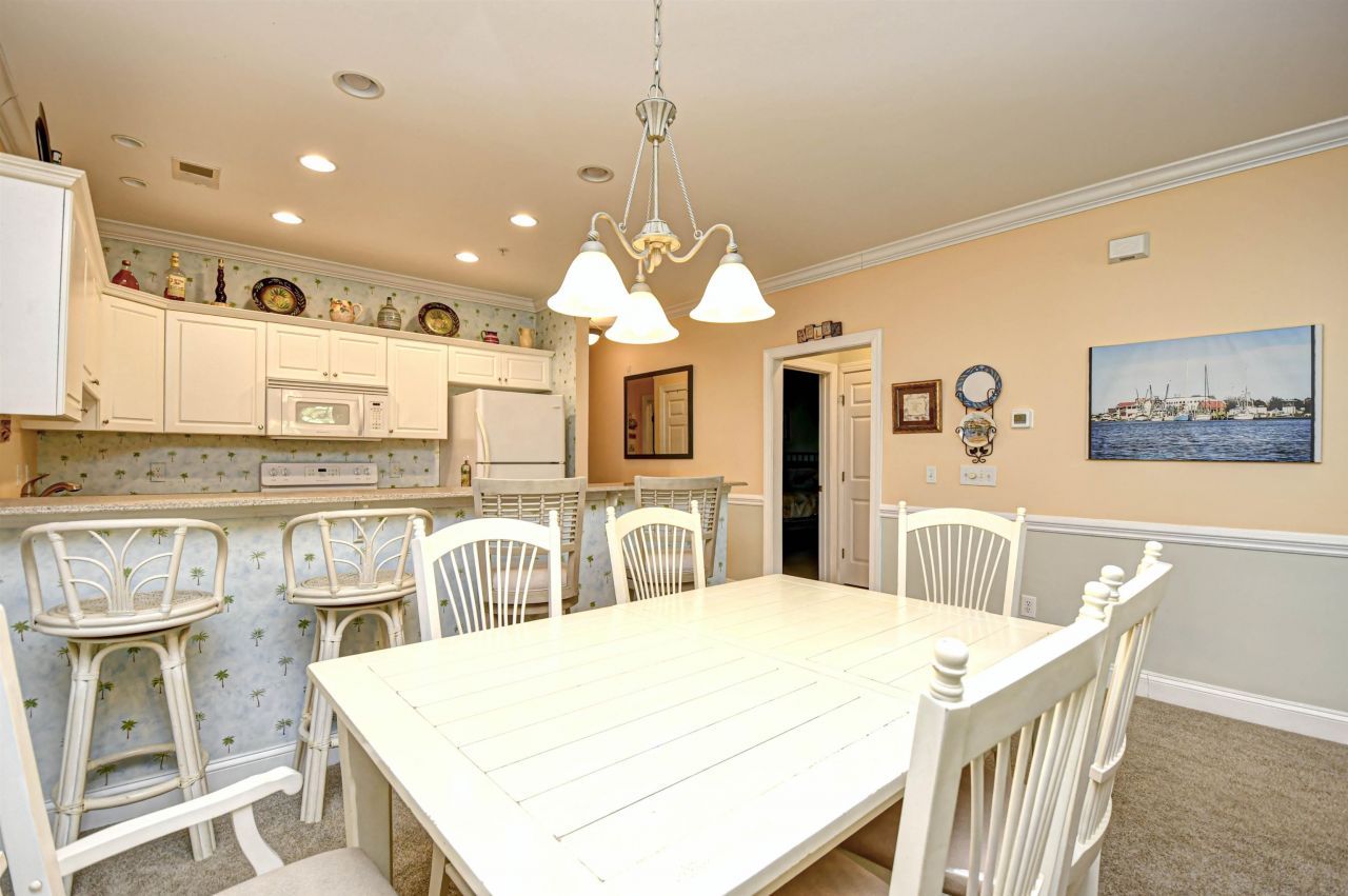 1000 Ray Costin Way Photo 12