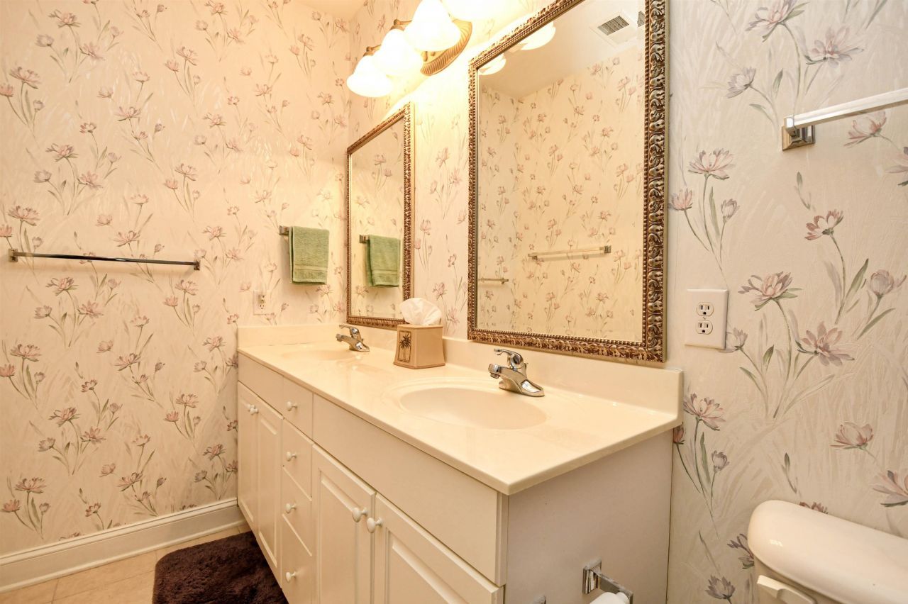 1000 Ray Costin Way Photo 19