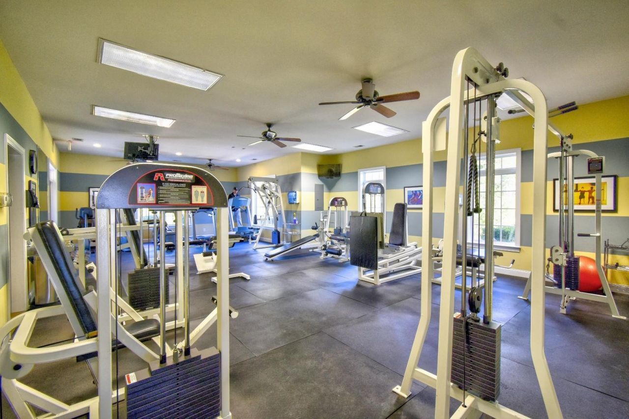 1000 Ray Costin Way Photo 31