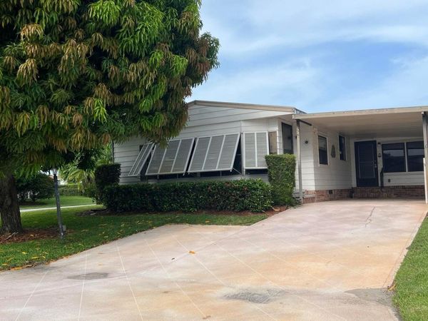 7761 SE Shenandoah Drive, Hobe Sound, FL 33455