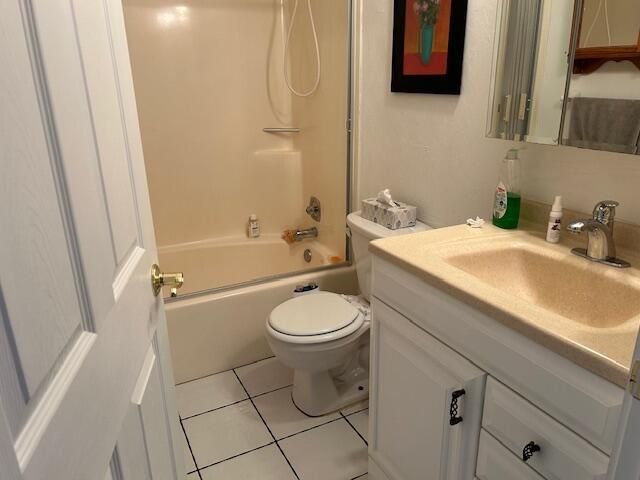 225 Lake Meryl Drive, West Palm Beach, FL 33411 Photo