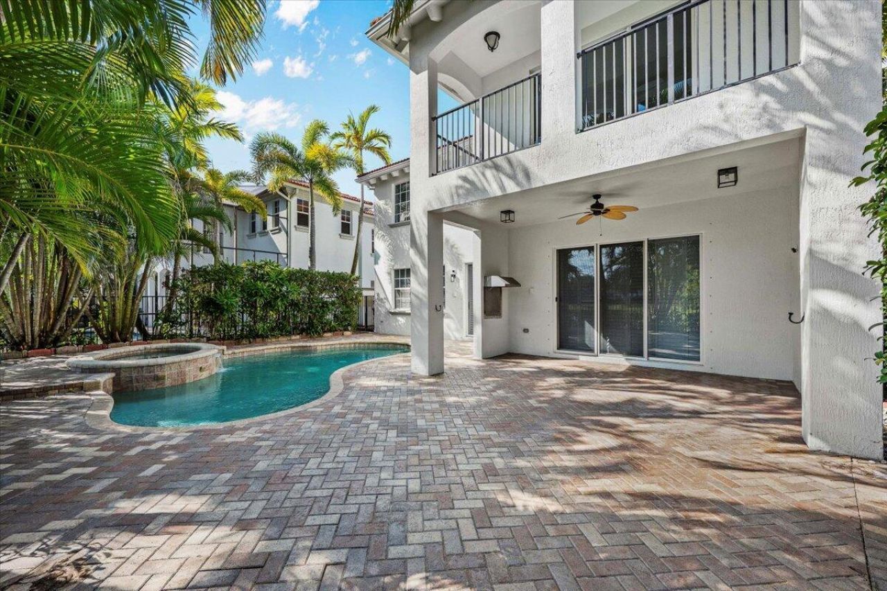 1062 Vintner Boulevard, Palm Beach Gardens, FL 33410 Photo