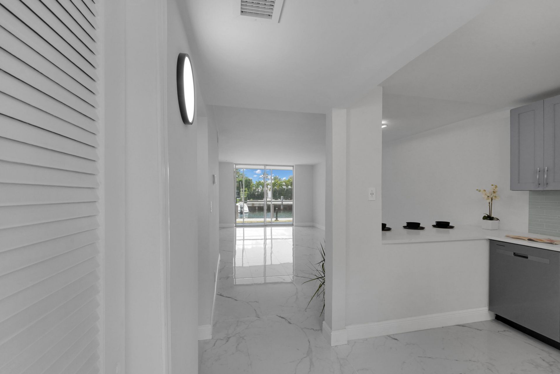 750 NE Spanish River Boulevard, Unit 1020, Boca Raton, FL 33431 Photo