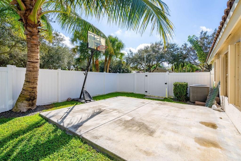 3955 Sabal Lakes Road, Delray Beach, FL 33445 Photo