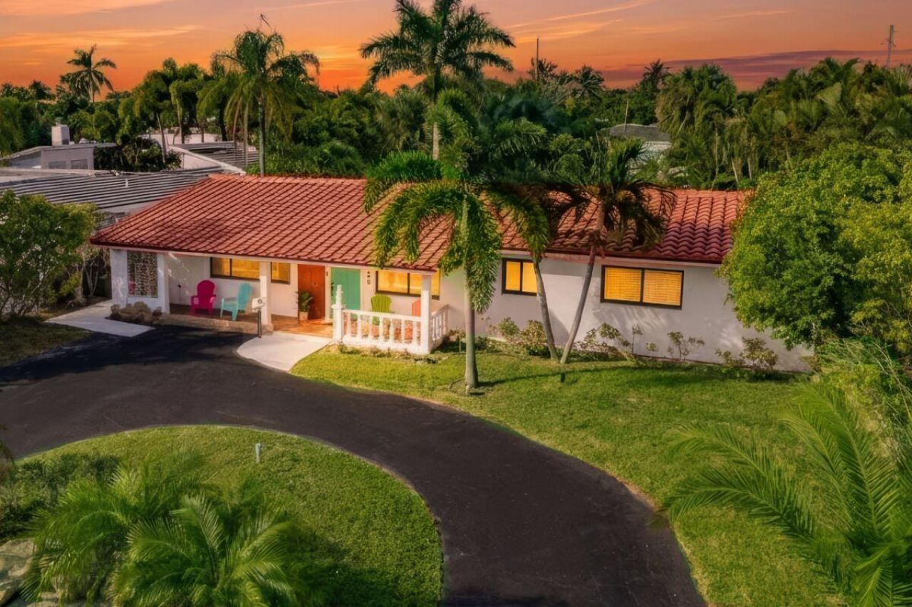 245 N Tradewinds Avenue, Lauderdale by the Sea, FL 33308 Photo