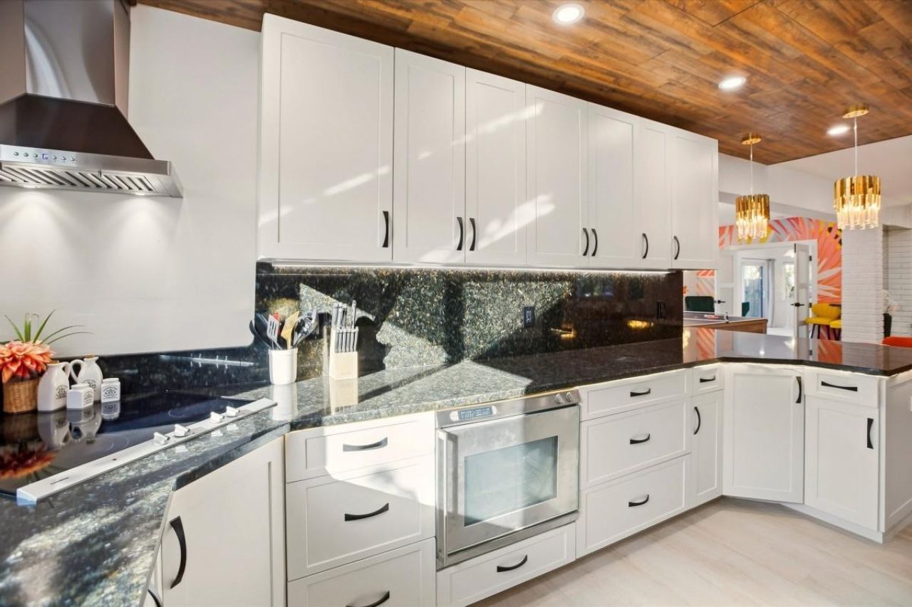 245 N Tradewinds Avenue, Lauderdale by the Sea, FL 33308 Photo