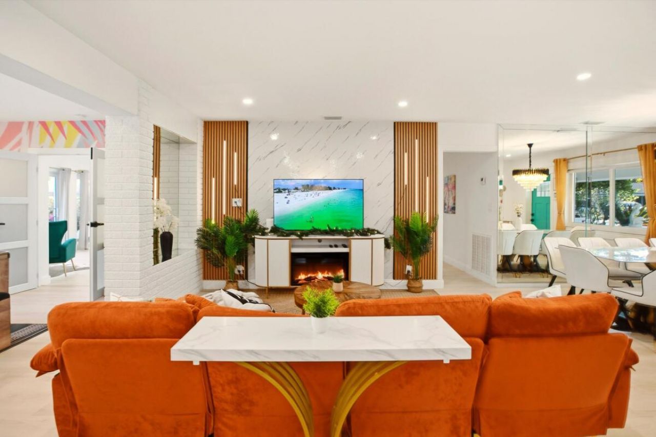 245 N Tradewinds Avenue, Lauderdale by the Sea, FL 33308 Photo