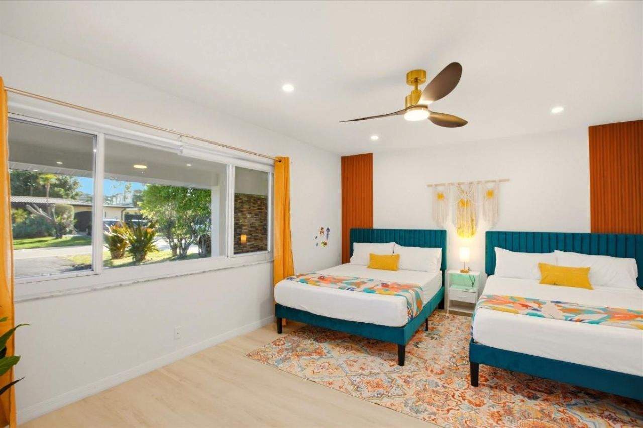 245 N Tradewinds Avenue, Lauderdale by the Sea, FL 33308 Photo