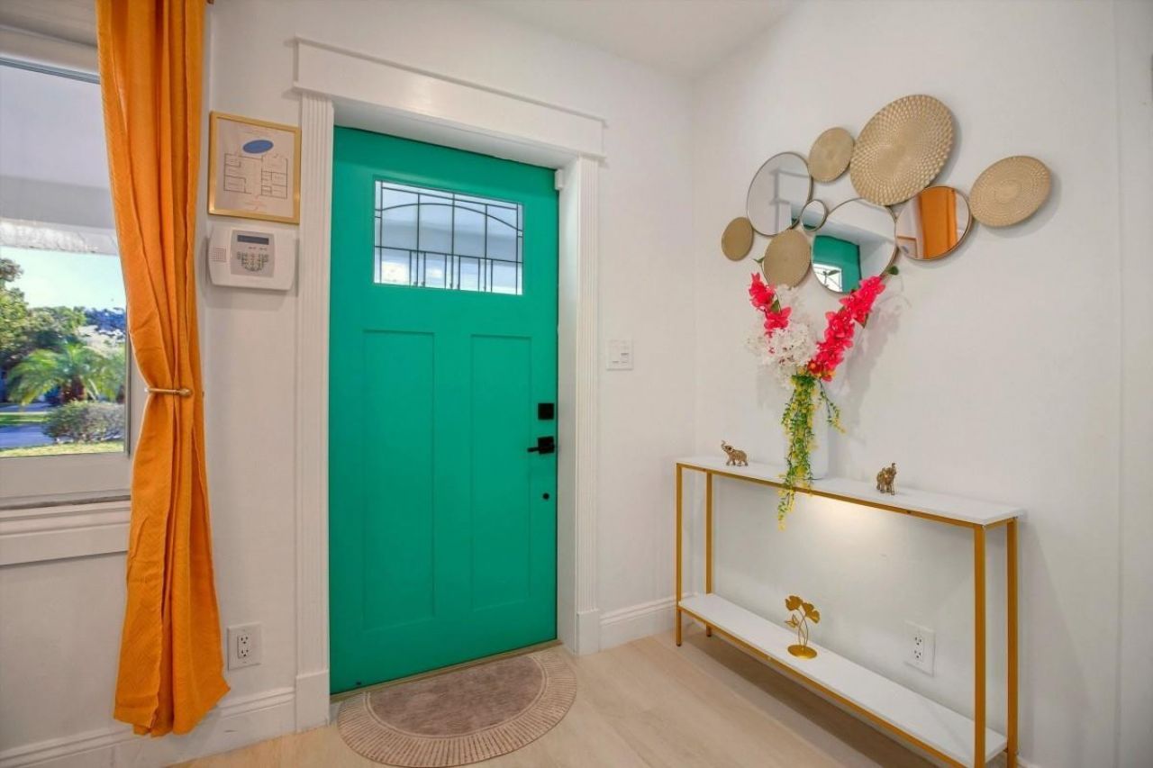 245 N Tradewinds Avenue, Lauderdale by the Sea, FL 33308 Photo