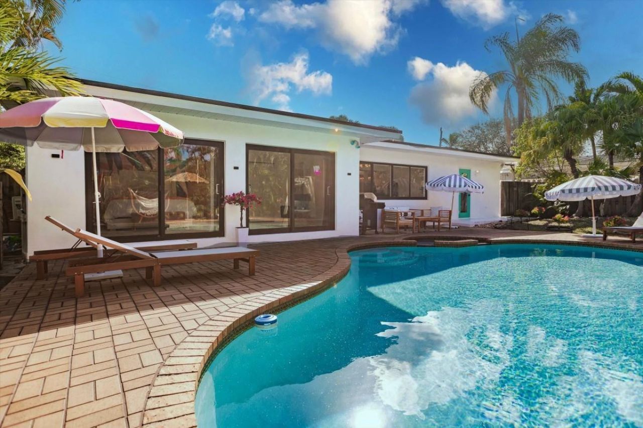 245 N Tradewinds Avenue, Lauderdale by the Sea, FL 33308 Photo