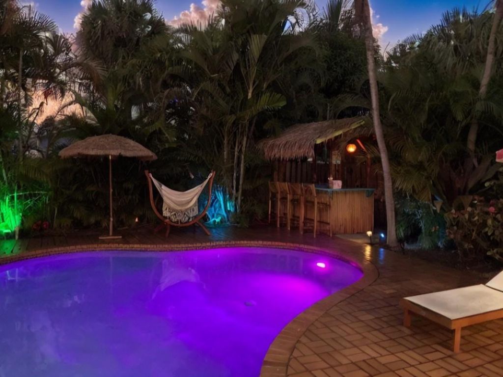 245 N Tradewinds Avenue, Lauderdale by the Sea, FL 33308 Photo