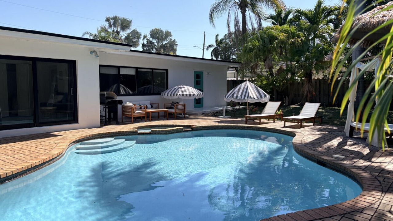 245 N Tradewinds Avenue, Lauderdale by the Sea, FL 33308 Photo
