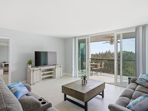 3910 Inverrary Boulevard, Unit 708-B, Lauderhill, FL 33319