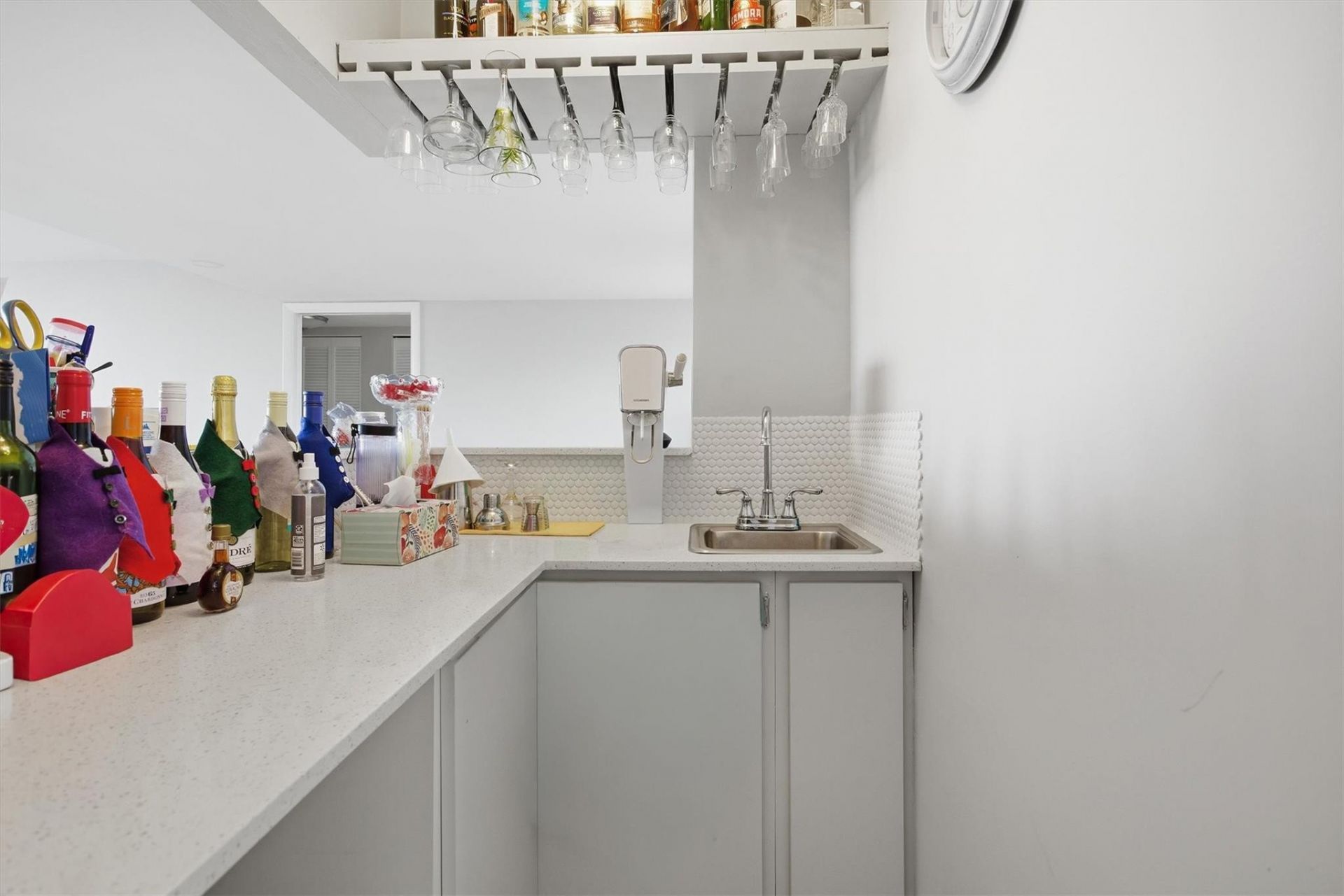 3910 Inverrary Boulevard, Unit 708-B, Lauderhill, FL 33319 Photo