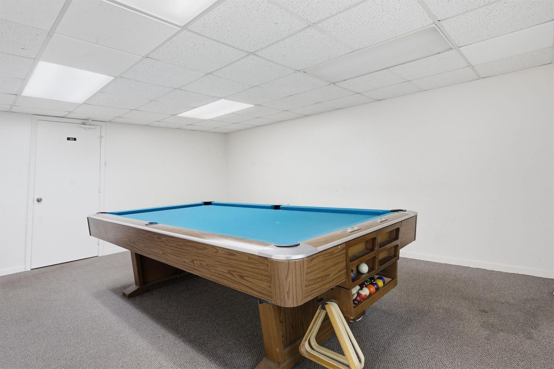 3910 Inverrary Boulevard, Unit 708-B, Lauderhill, FL 33319 Photo