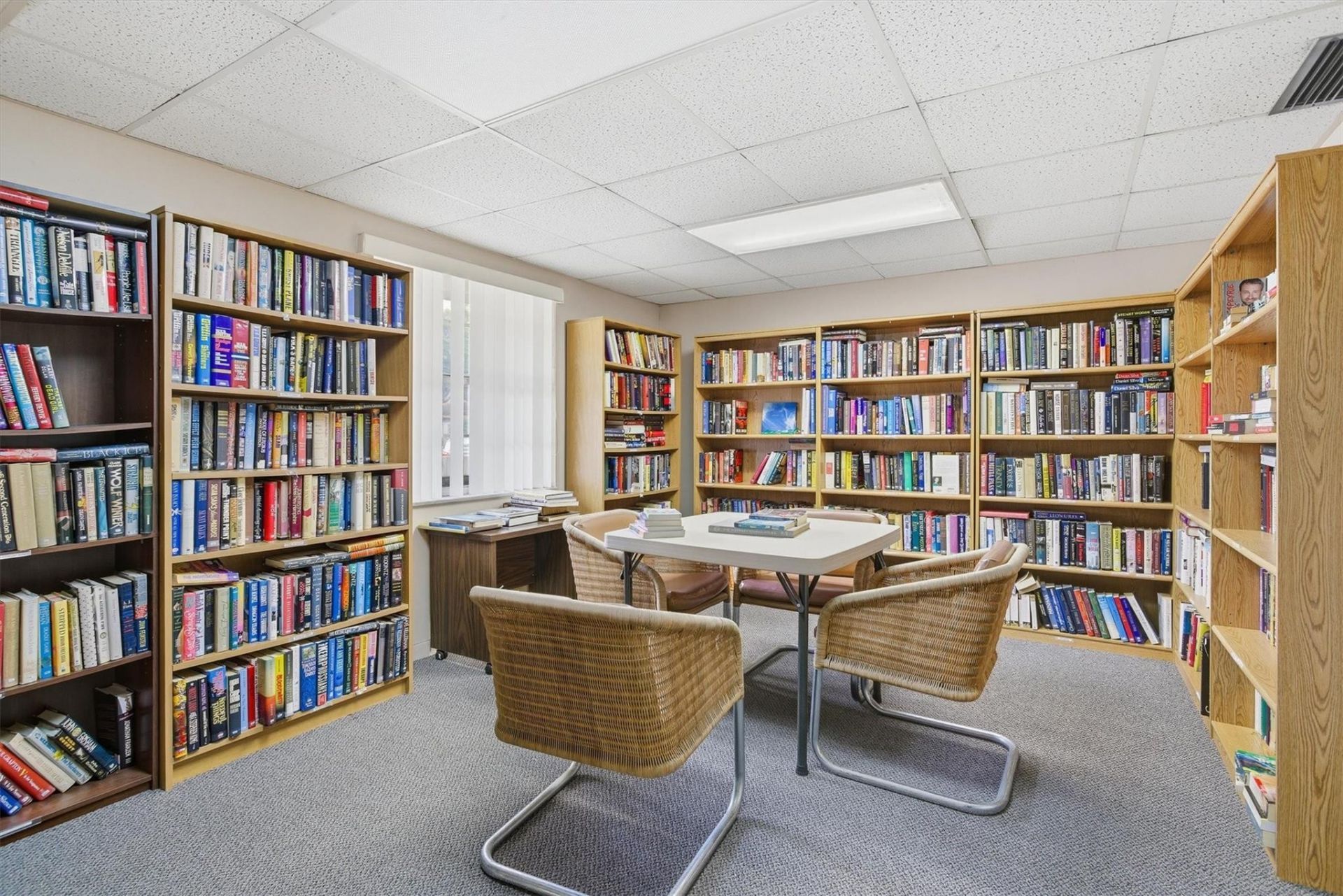 3910 Inverrary Boulevard, Unit 708-B, Lauderhill, FL 33319 Photo