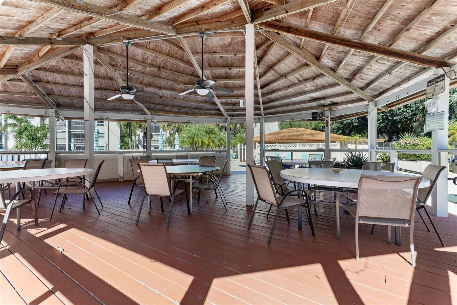 3910 Inverrary Boulevard, Unit 708-B, Lauderhill, FL 33319 Photo