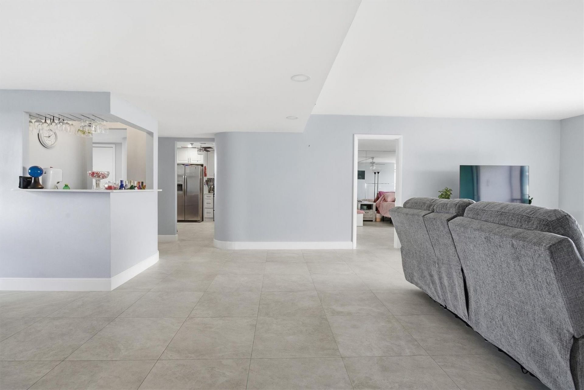 3910 Inverrary Boulevard, Unit 708-B, Lauderhill, FL 33319 Photo