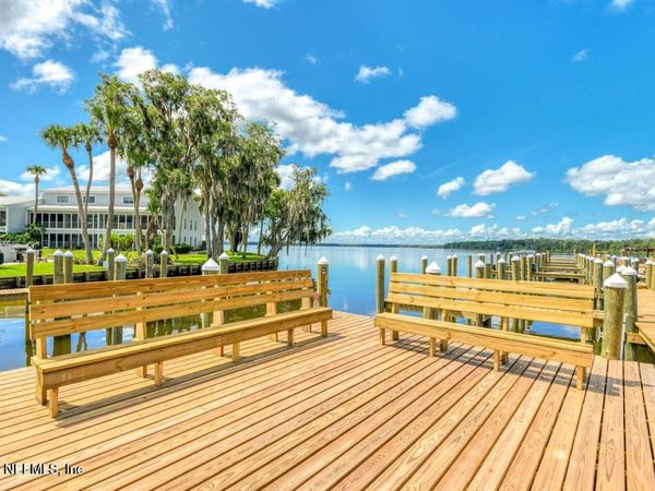 215 RIVER BEND Place, Unit C, Welaka, FL 32193