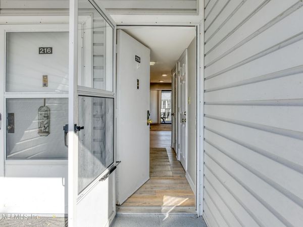 215 RIVER BEND Place, Unit C, Welaka, FL 32193