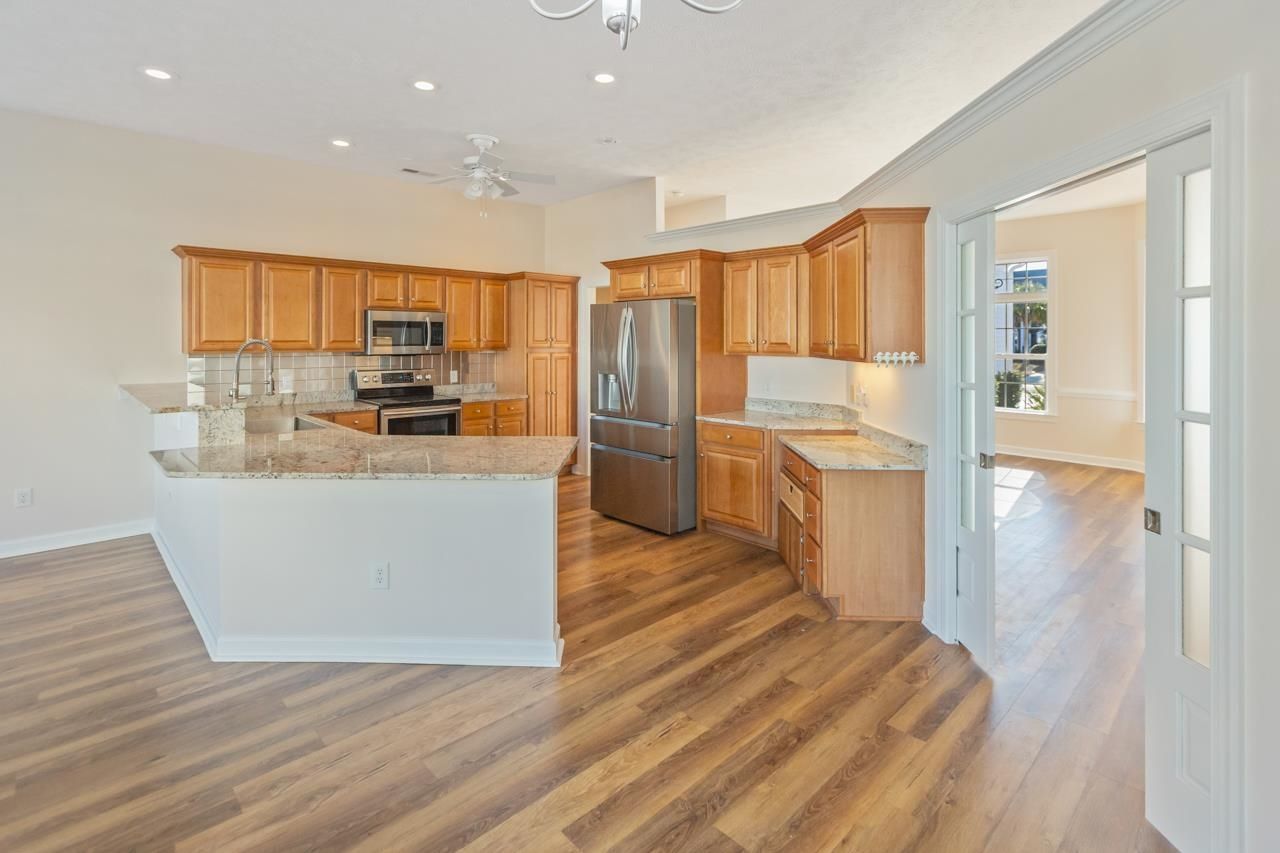 713 Woodcrest Way Photo 15