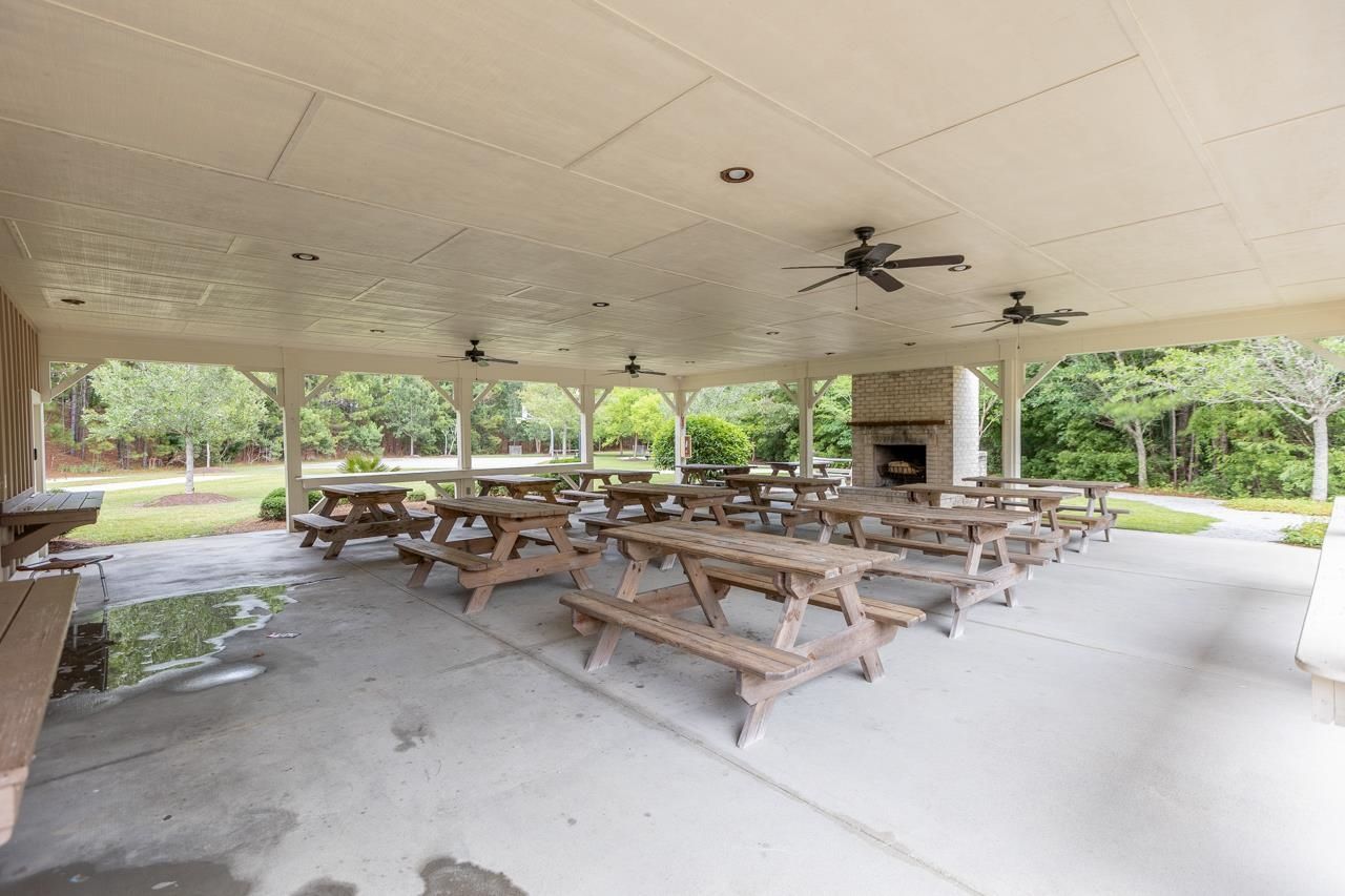 713 Woodcrest Way Photo 38