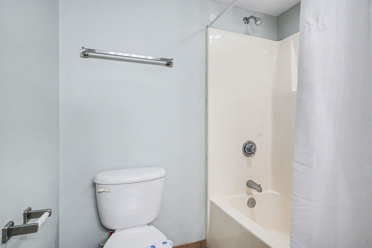 1707 Perrin Dr. Photo 13