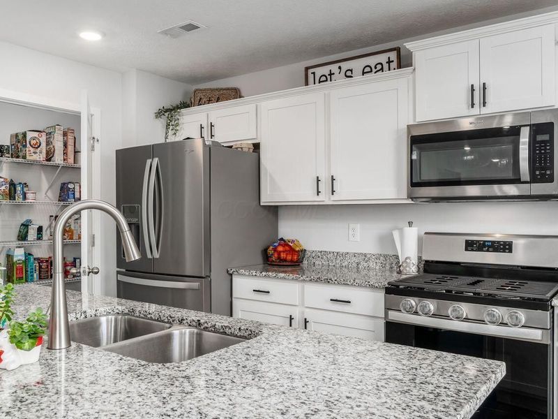 377 St James Gate Way, Newark, OH 43055 Photo 17