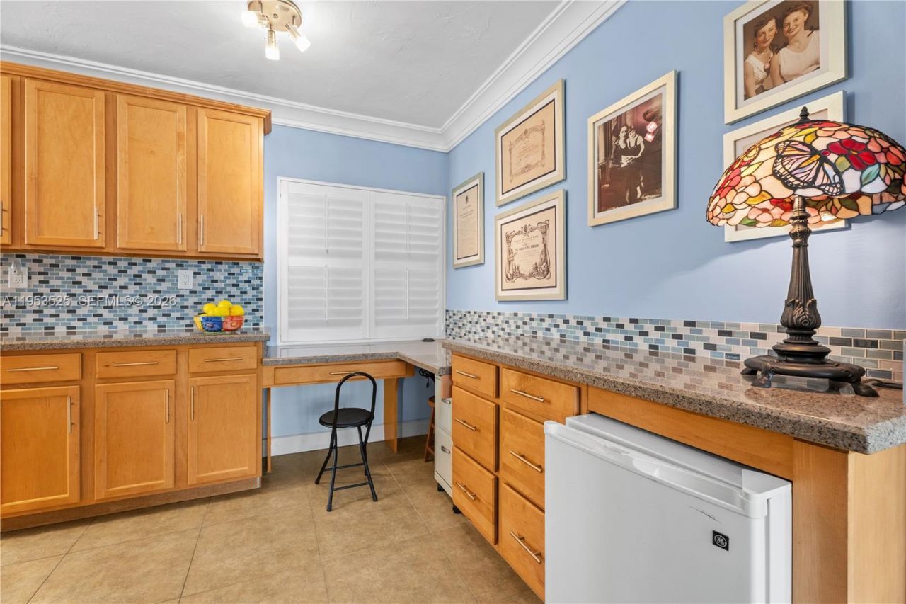 1480 Euclid Ave, Unit 201, Miami Beach, FL 33139 Photo