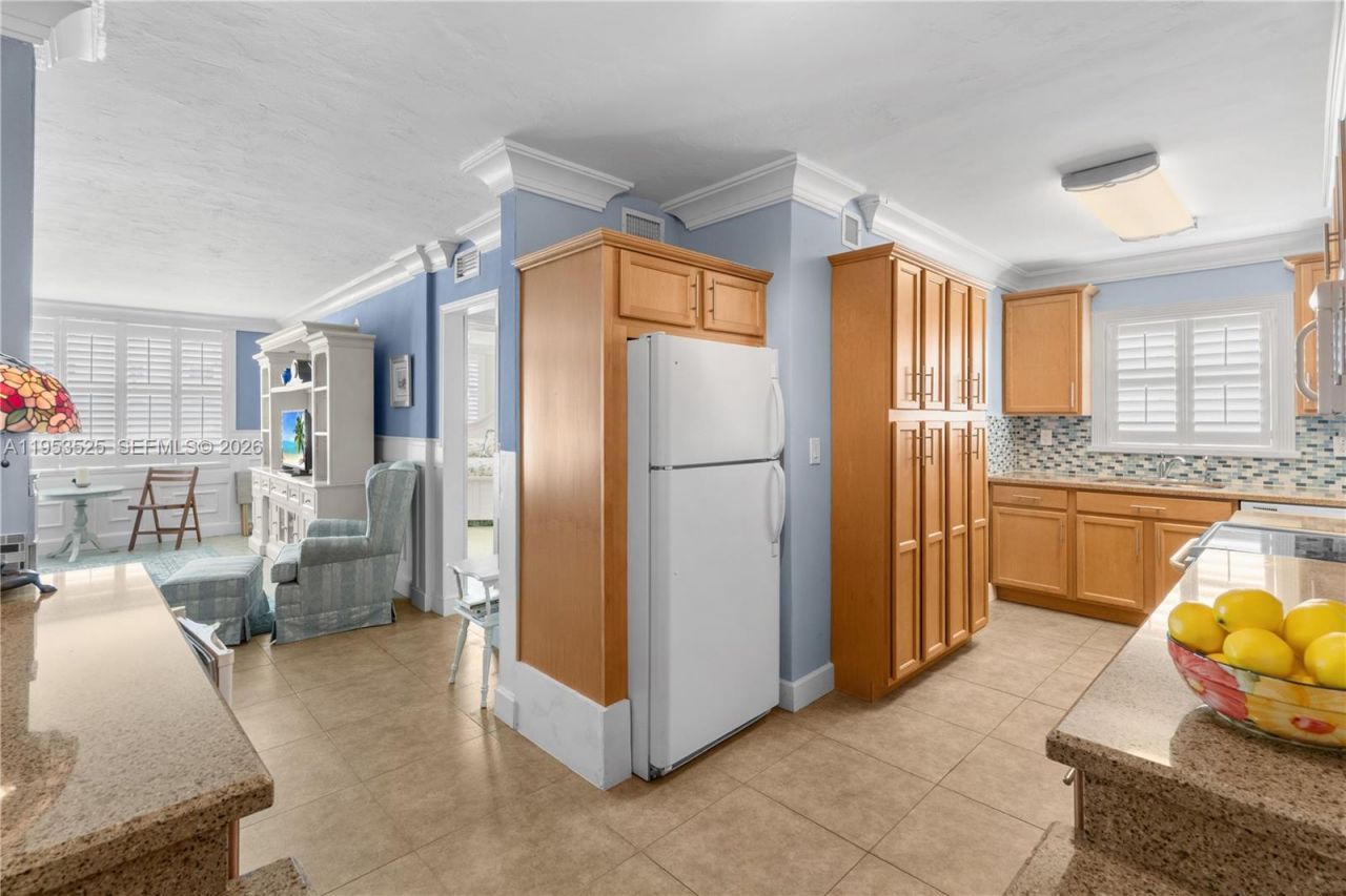 1480 Euclid Ave, Unit 201, Miami Beach, FL 33139 Photo