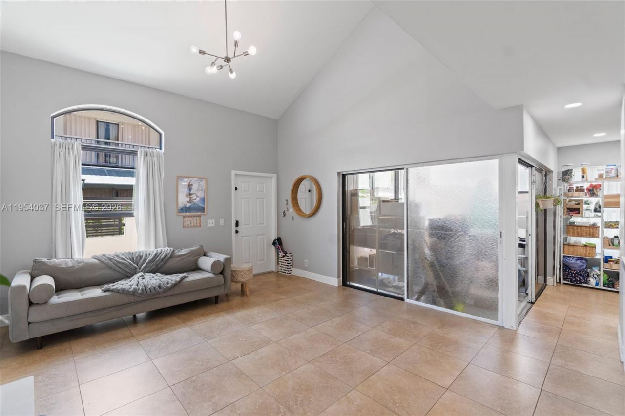 21200 Harbor Way, Unit 118-11, Aventura, FL 33180 Photo