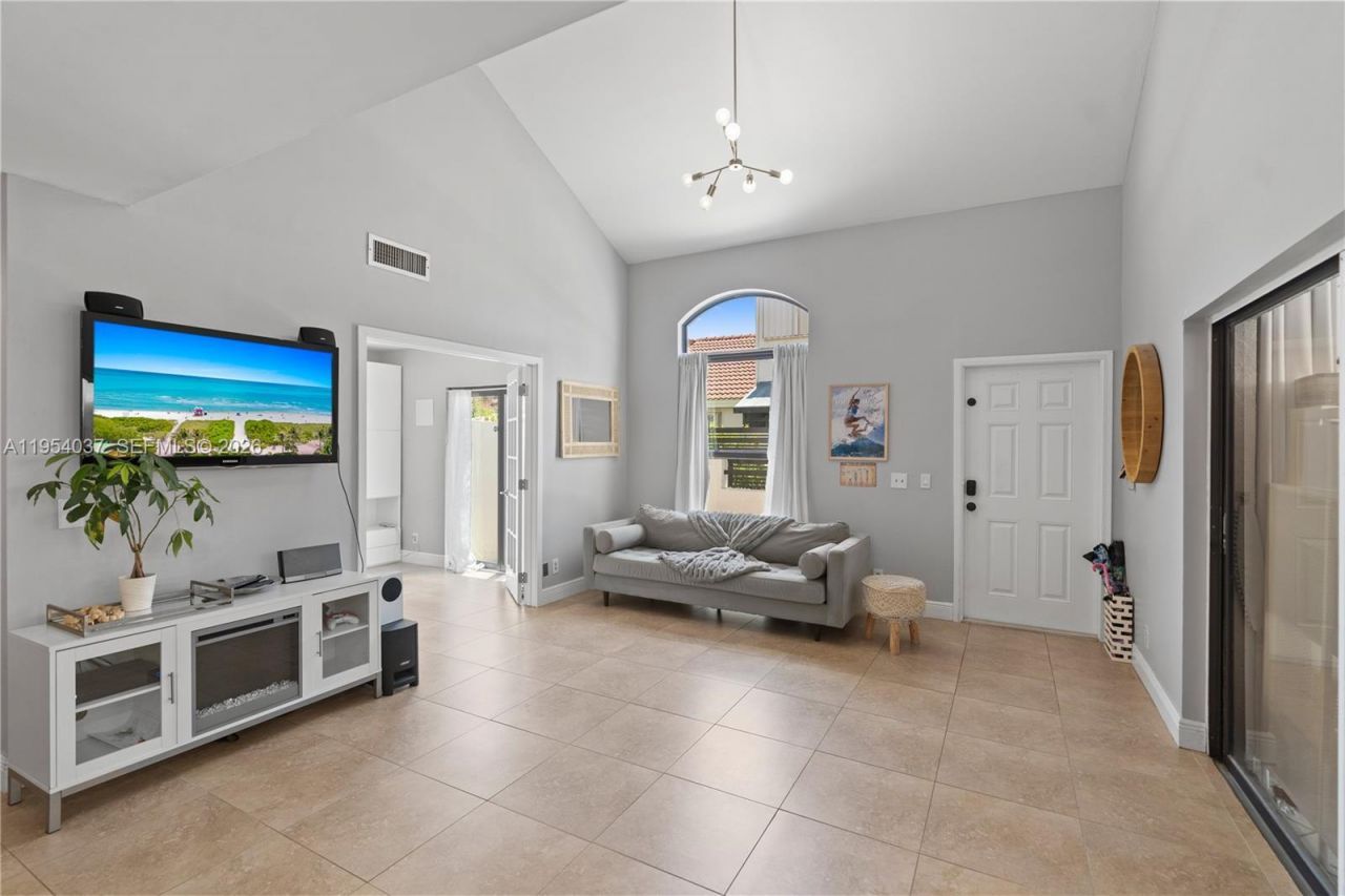 21200 Harbor Way, Unit 118-11, Aventura, FL 33180 Photo