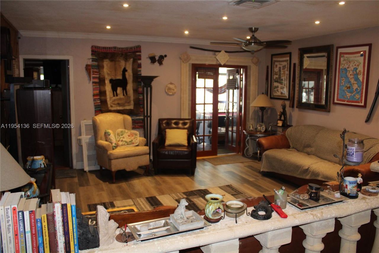 6030 SW 93rd Ct , Miami, FL 33173 Photo