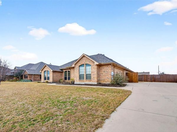 805 Blue Quail Drive, Weatherford, TX 76087