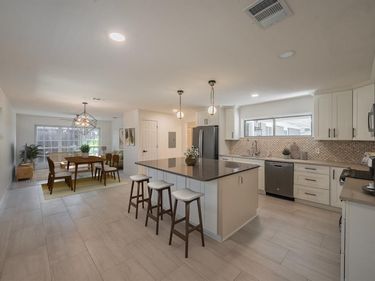 3031 Woodwind Lane, Dallas, TX 75229