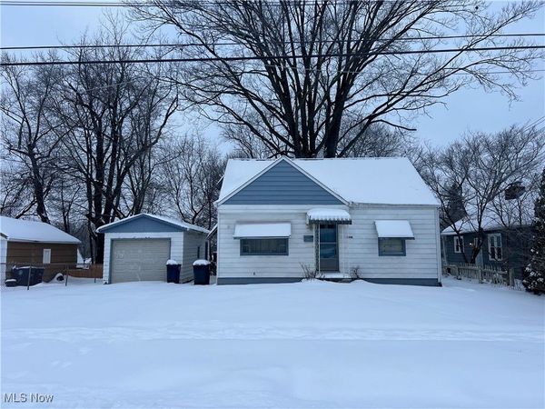 1248 Greenwood Avenue, Akron, OH 44320