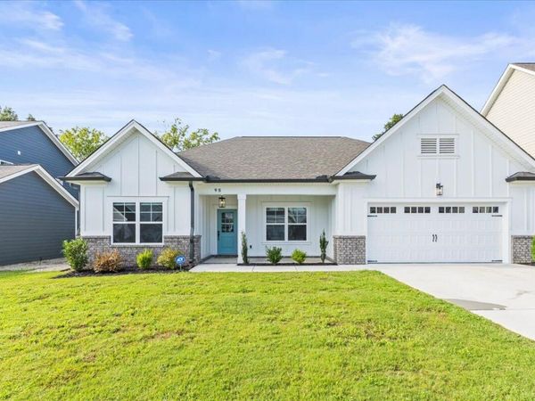 98 Winchester Drive, Rossville, GA 30741