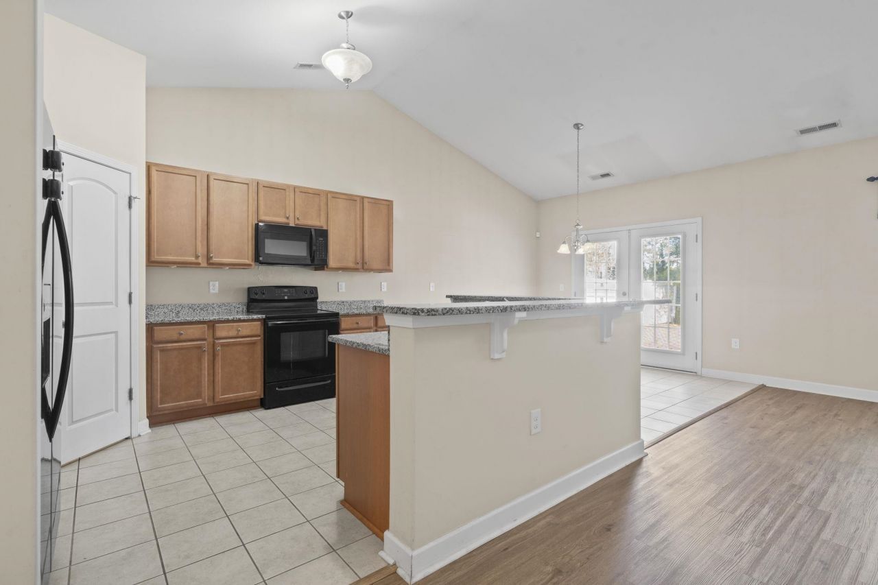 101 Kettering Way Photo 20