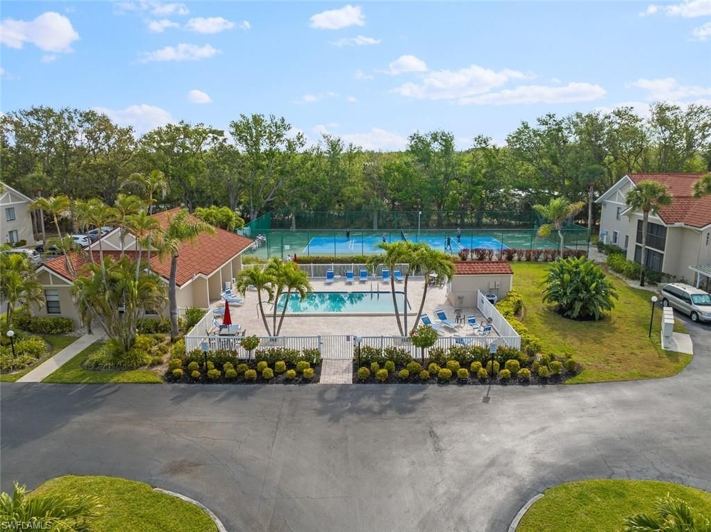 9623 Eaton Gardens Ln, Unit 105, Fort Myers, FL 33919 Photo