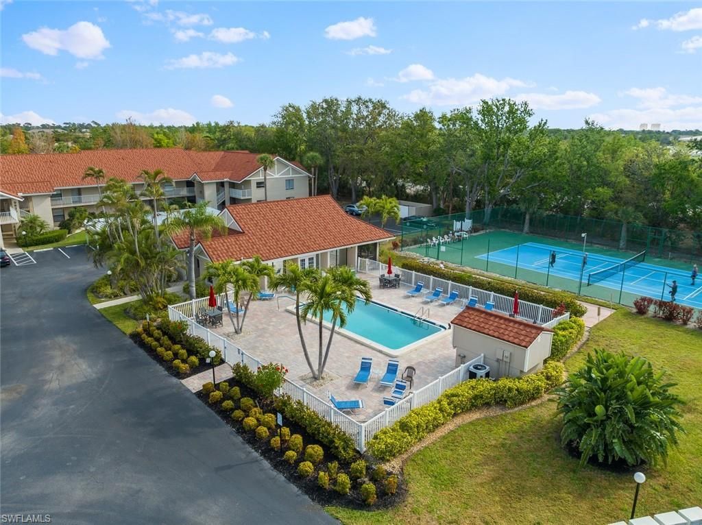 9623 Eaton Gardens Ln, Unit 105, Fort Myers, FL 33919 Photo