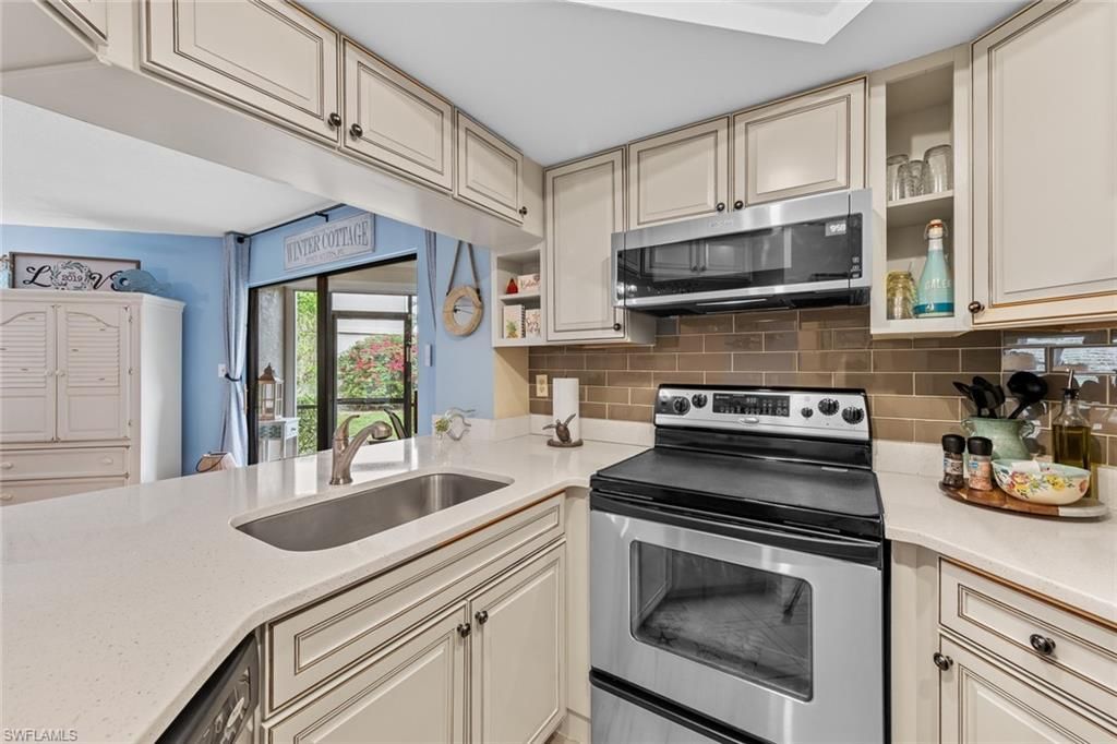 9623 Eaton Gardens Ln, Unit 105, Fort Myers, FL 33919 Photo