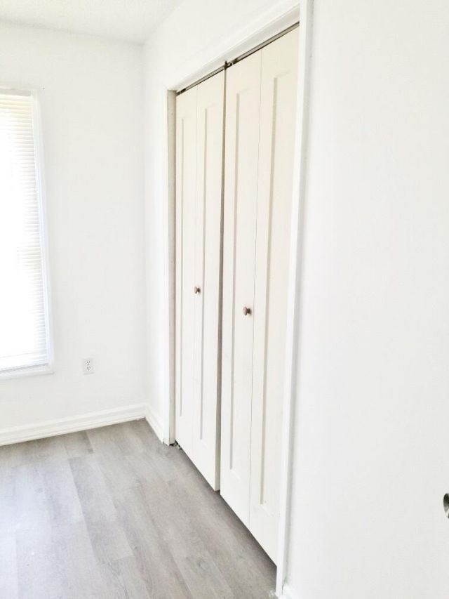 2491 Russell Street Photo 7