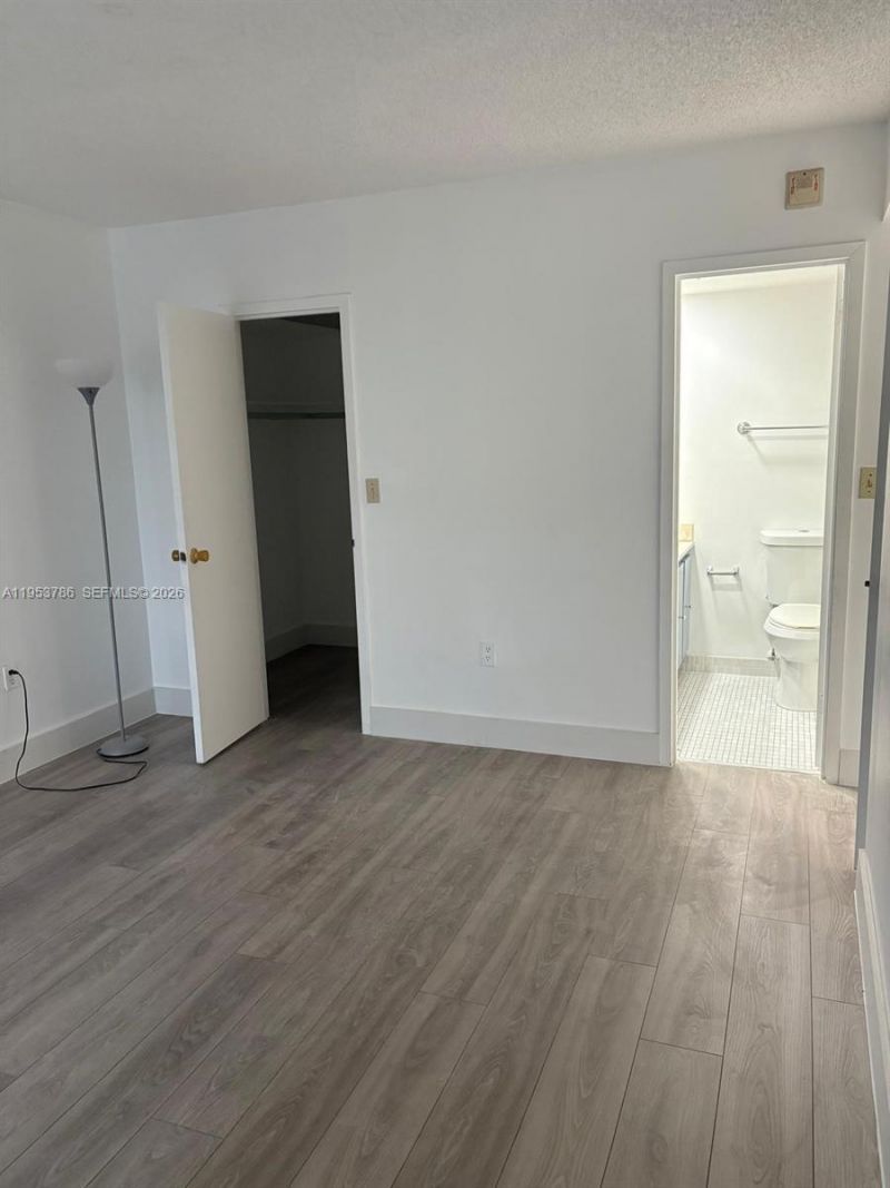 200 177th Dr , Unit 416, Sunny Isles Beach, FL 33160 Photo