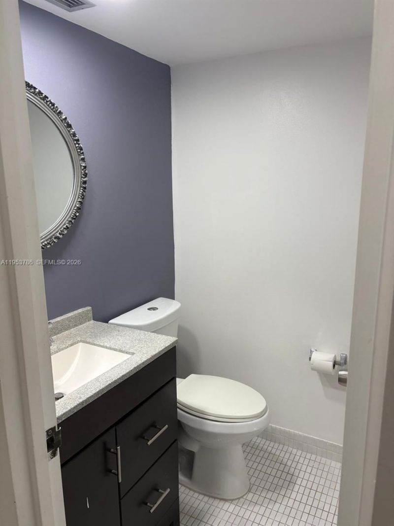 200 177th Dr , Unit 416, Sunny Isles Beach, FL 33160 Photo