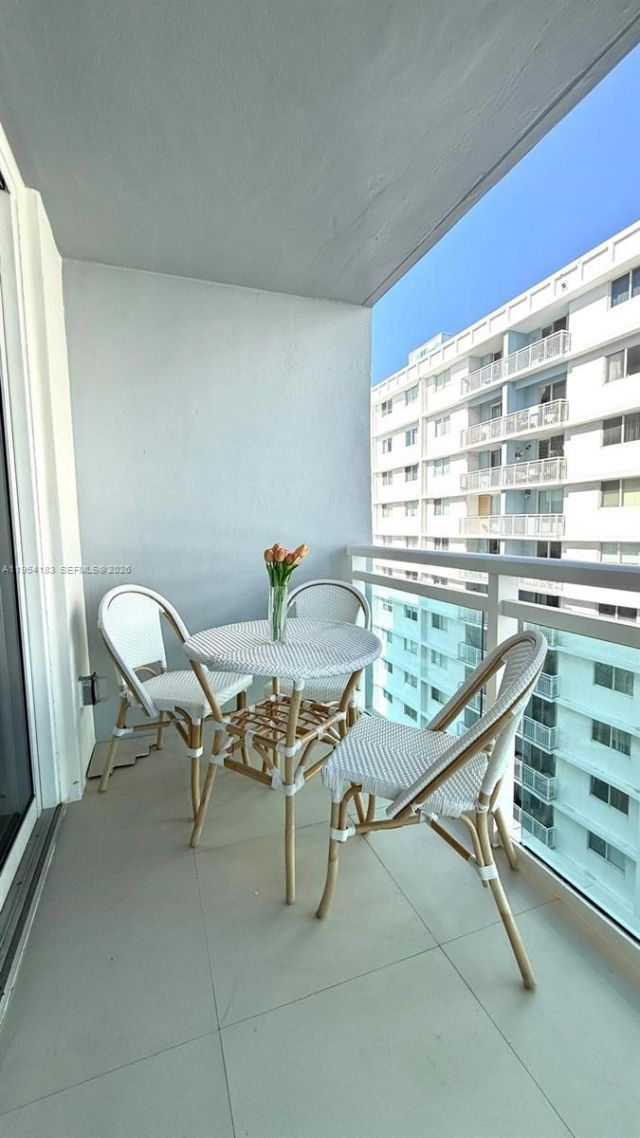 6917 Collins Ave, Unit 1206, Miami Beach, FL 33141 Photo