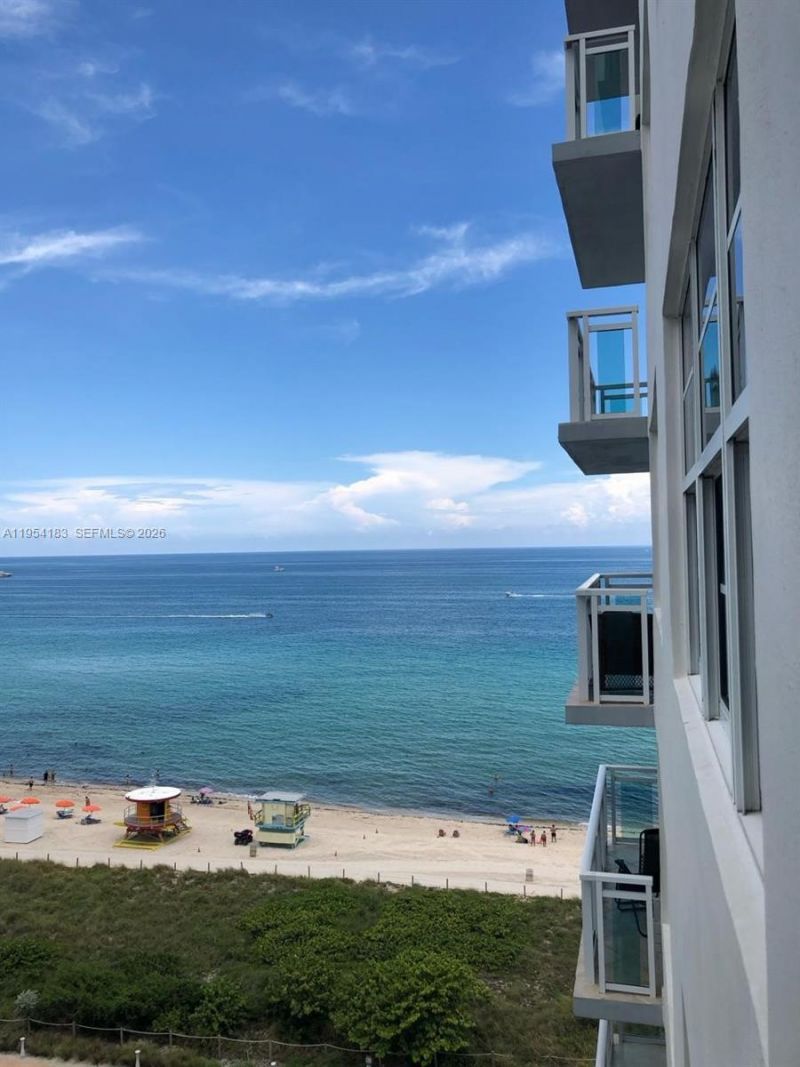 6917 Collins Ave, Unit 1206, Miami Beach, FL 33141 Photo
