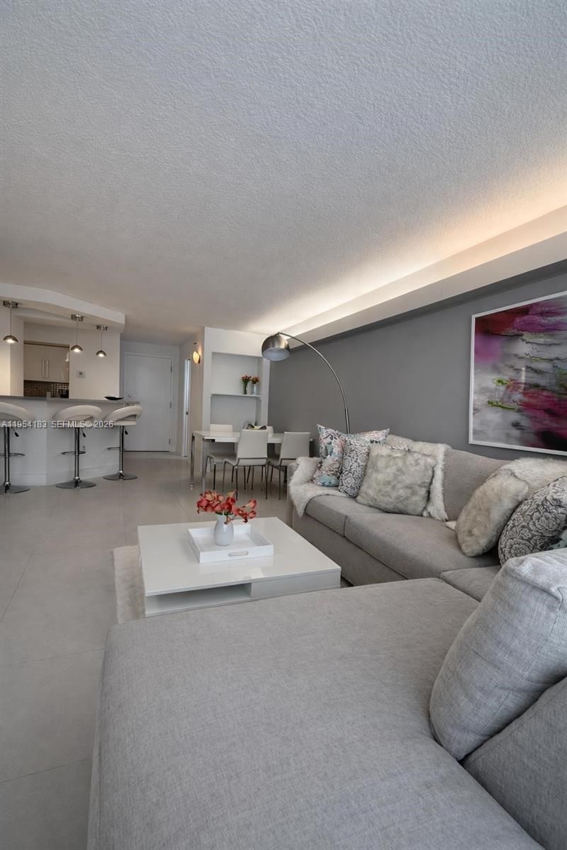 6917 Collins Ave, Unit 1206, Miami Beach, FL 33141 Photo