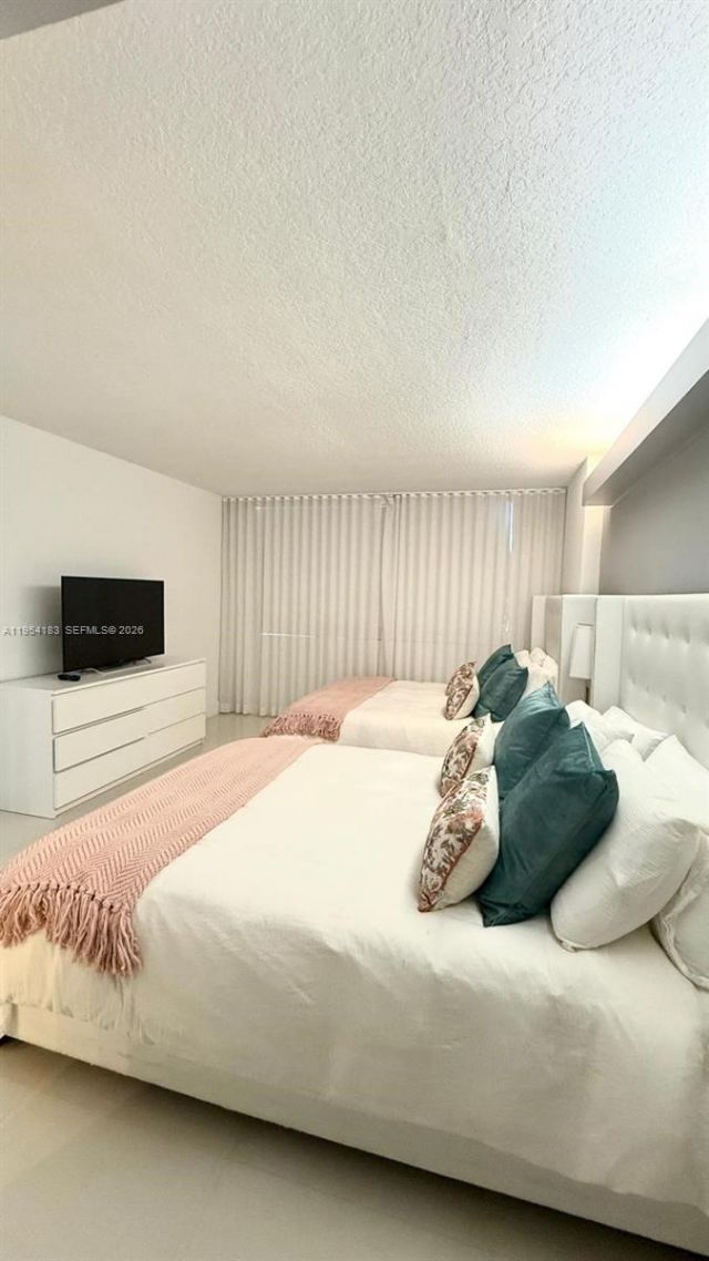 6917 Collins Ave, Unit 1206, Miami Beach, FL 33141 Photo
