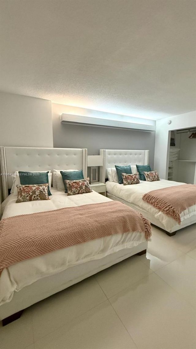 6917 Collins Ave, Unit 1206, Miami Beach, FL 33141 Photo
