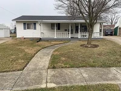 140 Crystal Court, Bellevue, OH 44811 Main Photo